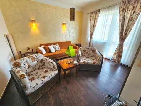 Izdavanje, dvosoban stan, 50m², Medijana, Niš