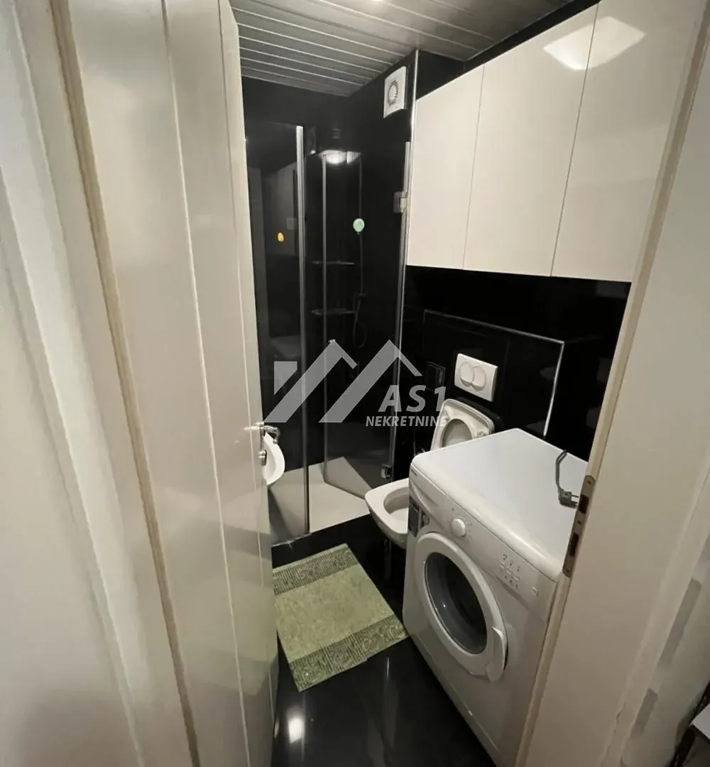 Rent, one bedroom apartment, 42m², Grbavica, Novi Sad Sve Podlokacije