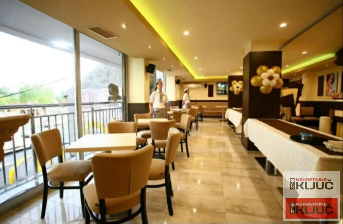 Izdavanje, ugostiteljski objekat, 265m², Grbavica, Novi Sad Sve Podlokacije