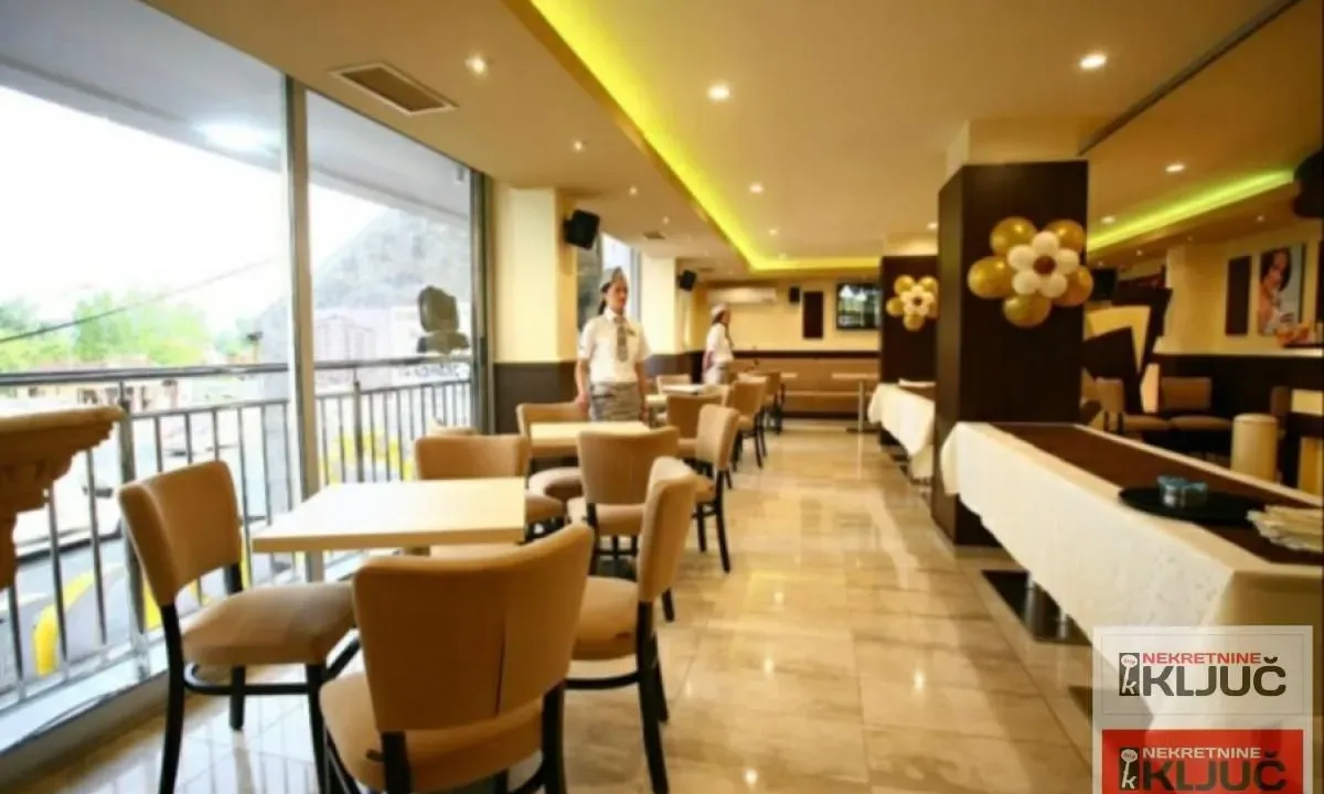 Izdavanje, ugostiteljski objekat, 265m², Grbavica, Novi Sad Sve Podlokacije