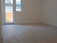 Izdavanje, dvosoban stan, 57m², Centar, Podgorica - image 12