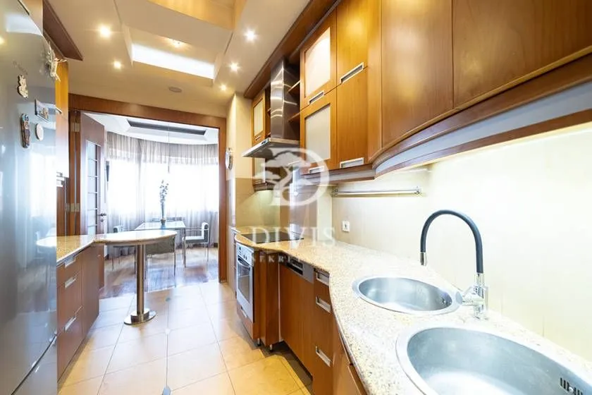 Sale, three bedroom apartment, 150m², Banovo Brdo, Beograd