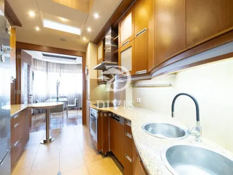 Sale, three bedroom apartment, 150m², Banovo Brdo, Beograd - image 8