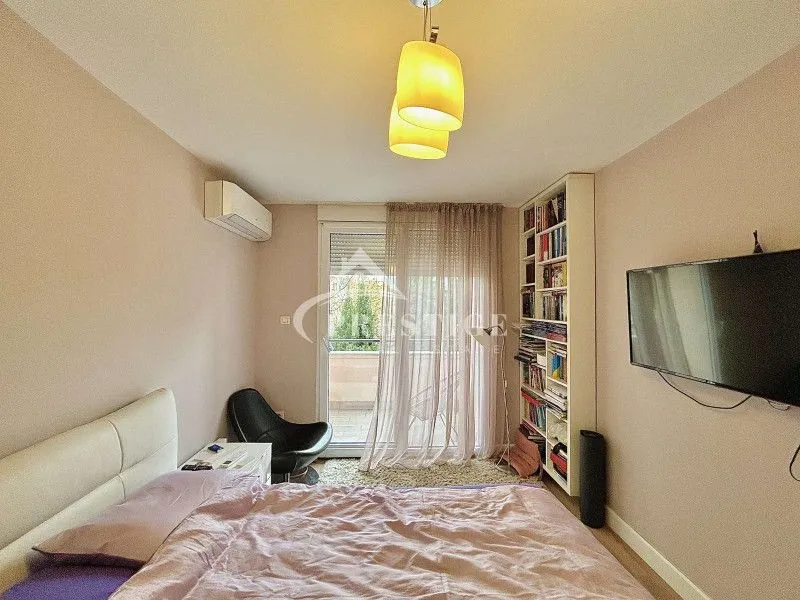 Prodaja, dvosoban stan, 86m², Preko Morače, Podgorica