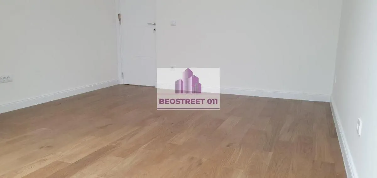 Sale, three bedroom apartment, 85m², Lipov Lad, Zvezdara Sve Podlokacije