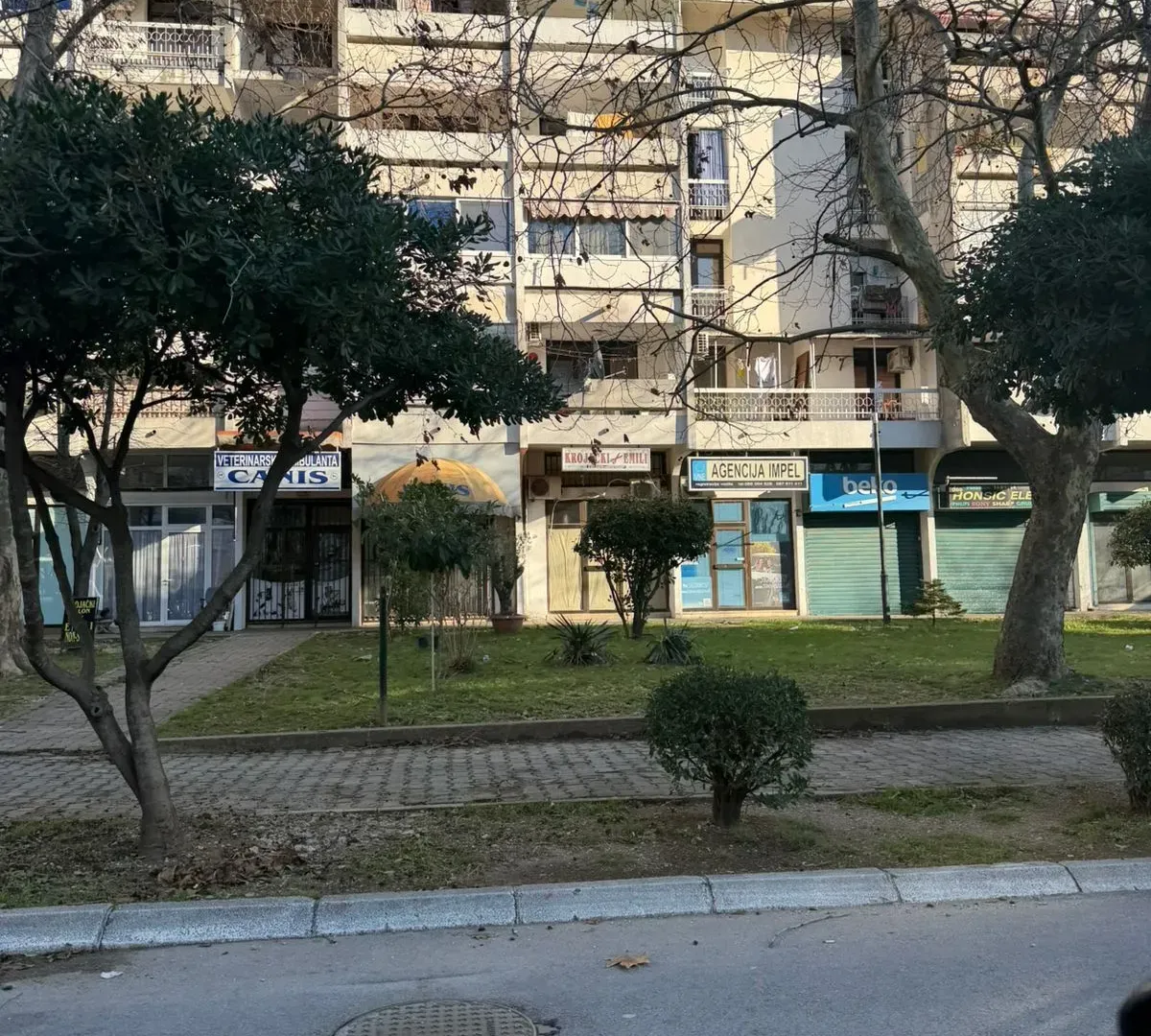 Sale, apartment, 62m², Makedonsko naselje, Bar
