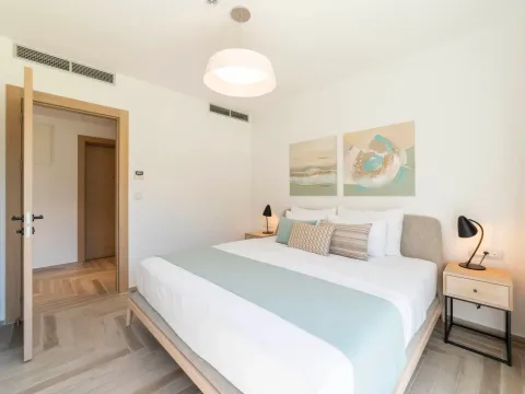 Prodaja, dvosoban stan, 94m², Kotor, Crna Gora - image 11