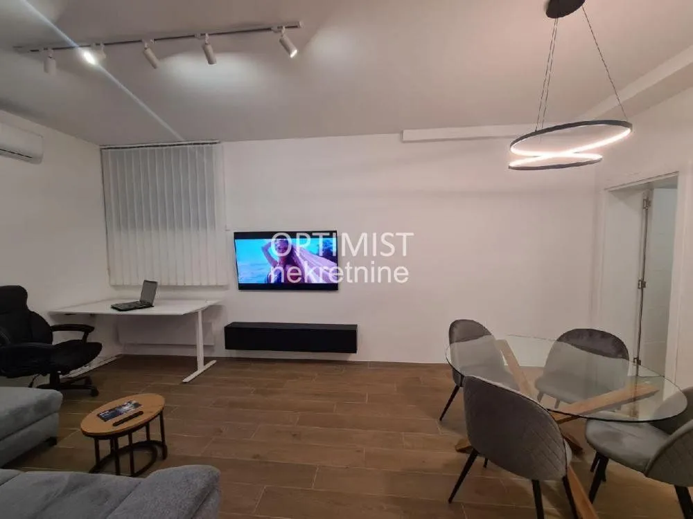 Sale, one bedroom apartment, 42m², Savski Venac, Beograd