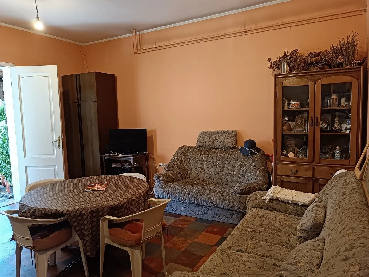 Prodaja, kuća, 330m², Aleksinac, Niš