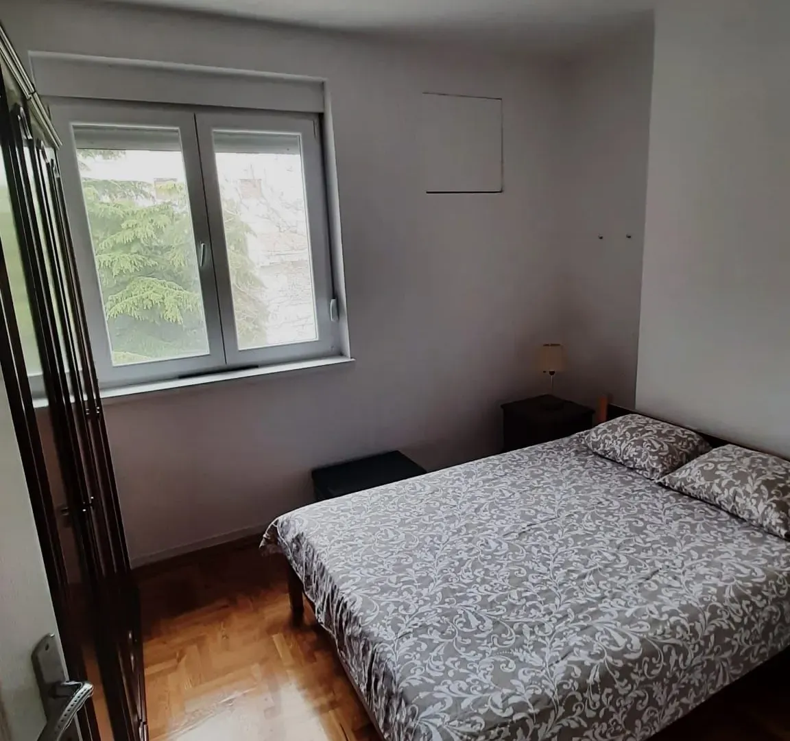 Rent, two bedroom apartment, 60m², Centar, Bar