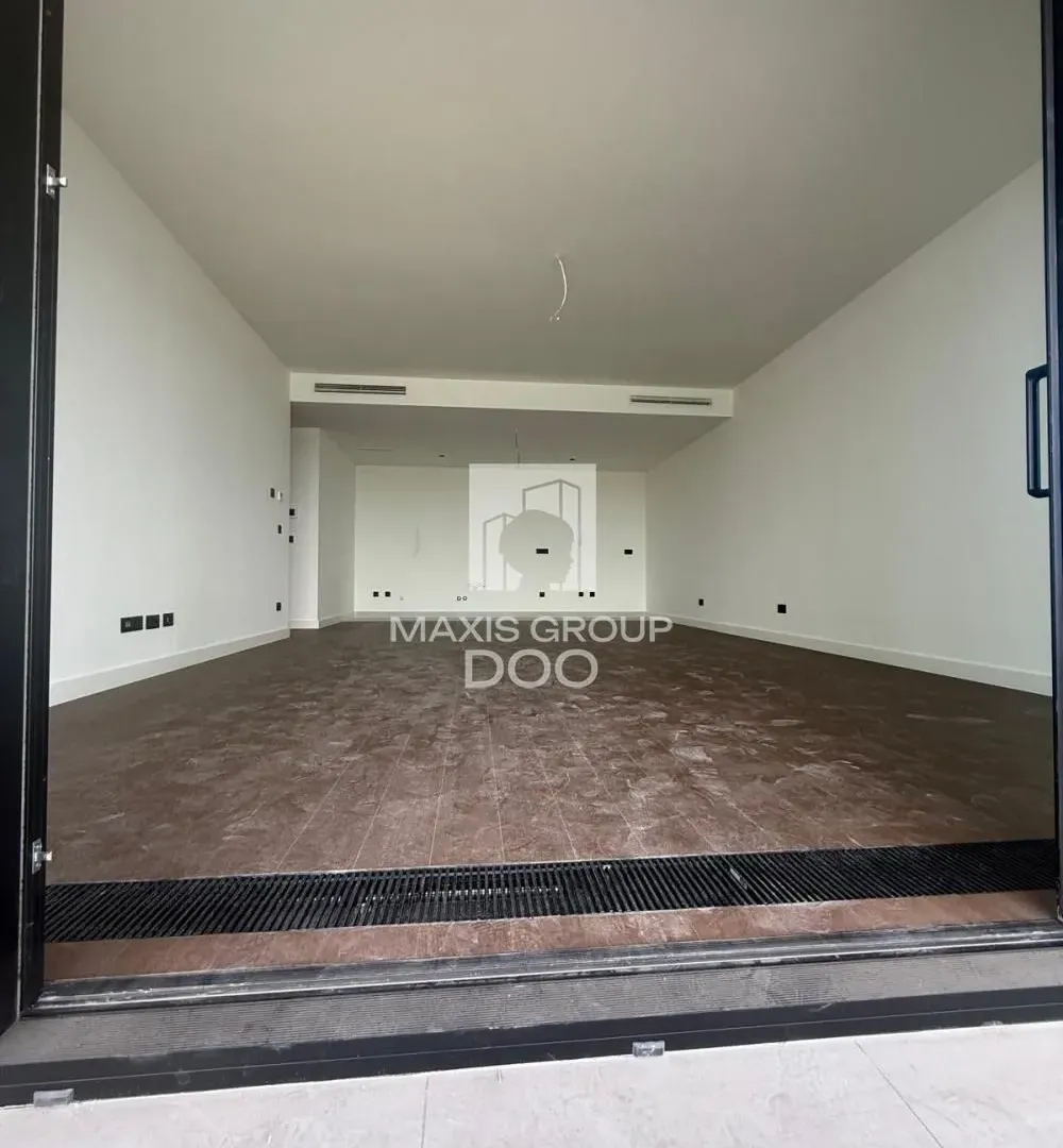 Prodaja, četvorosoban stan, 144m², Savski Venac, Beograd