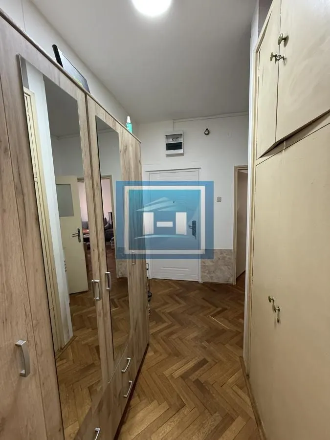 Prodaja, dvosoban stan, 52m², Centar, Jagodina