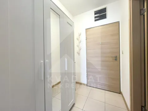 Rent, studio apartment, 26m², Blok 6, Podgorica - image 6