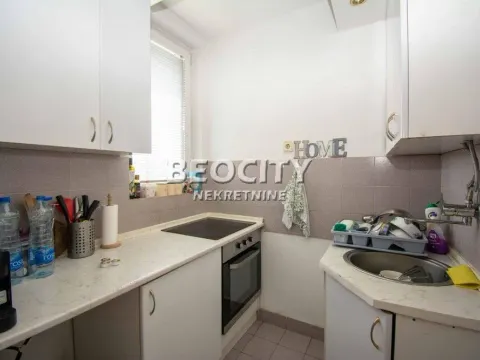 Prodaja, trosoban stan, 75m², Brace Jerković, Voždovac Sve Podlokacije - image 7