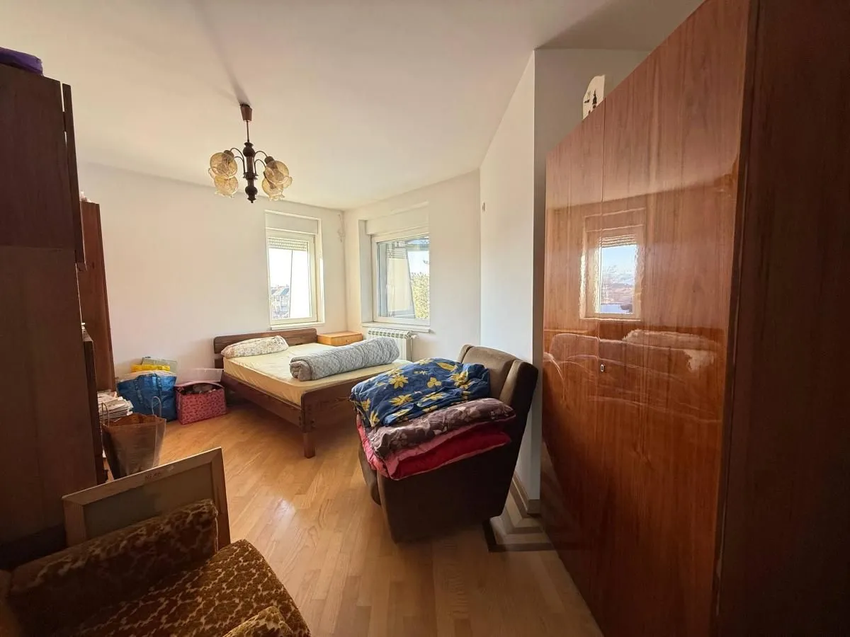 Sale, house, 473m², Veternička rampa, Novi Sad Sve Podlokacije