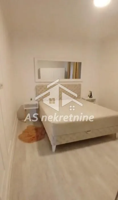Izdavanje, trosoban stan, 61m², Trošarina, Voždovac Sve Podlokacije