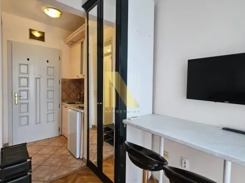 Prodaja, garsonjera, 16m², Socijalno, Novi Sad Sve Podlokacije - image 4