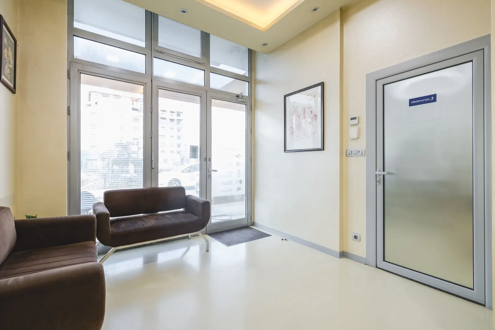 Rent, office space, 125m², Pobrežje, Podgorica