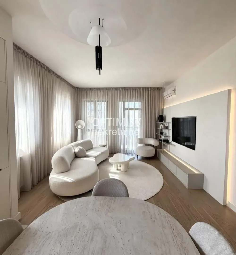 Prodaja, trosoban stan, 81m², Savski Venac, Beograd