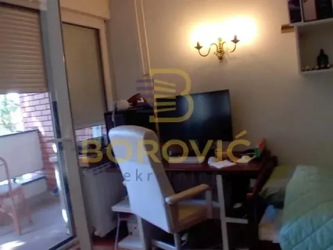 Prodaja, kuća, 156m², Brace Jerković, Voždovac Sve Podlokacije - image 9