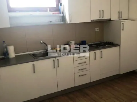 Rent, office space, 325m², Surčin, Beograd - image 5