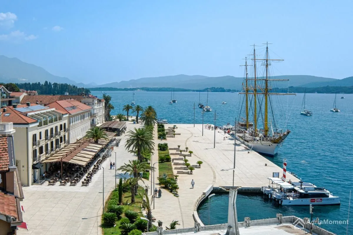Prodaja, dvosoban stan, 116m², Porto Montenegro, Tivat