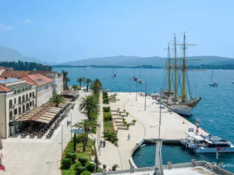 Sale, two bedroom apartment, 116m², Porto Montenegro, Tivat - image 5