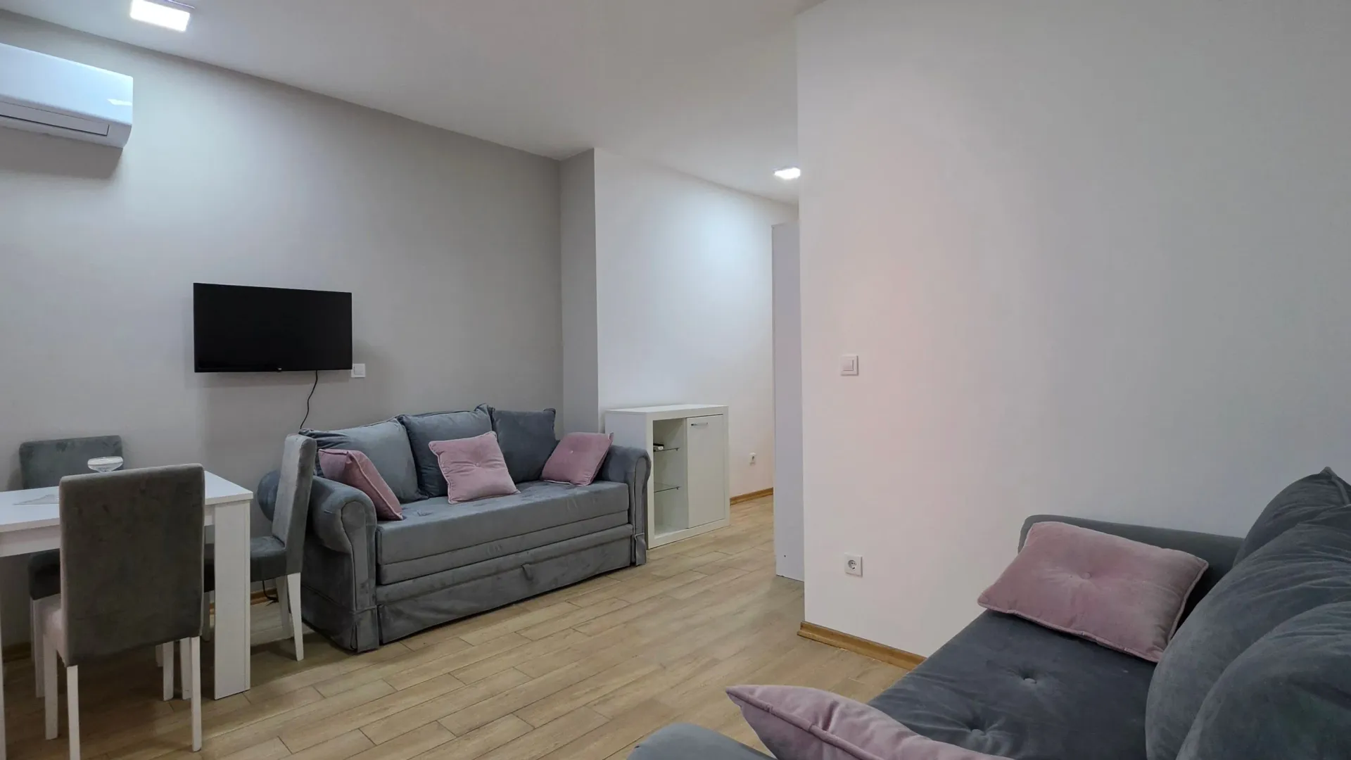 Rent, studio apartment, 31m², Dubovica, Budva