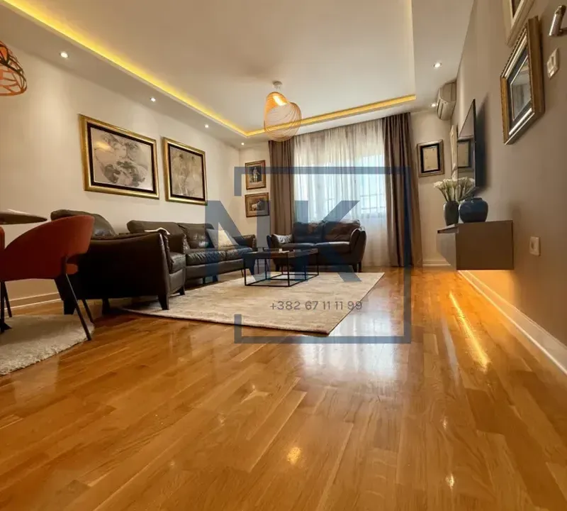 Izdavanje, dvosoban stan, 90m², Preko Morače, Podgorica