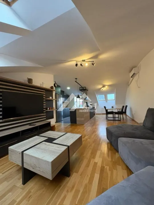 Rent, apartment, 180m², Nova Detelinara, Novi Sad Sve Podlokacije