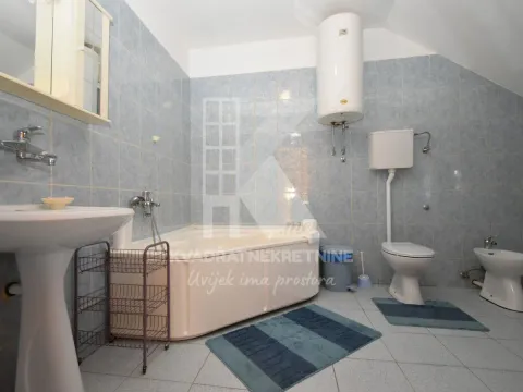 Sale, house, 160m², Murtovina, Podgorica - image 21