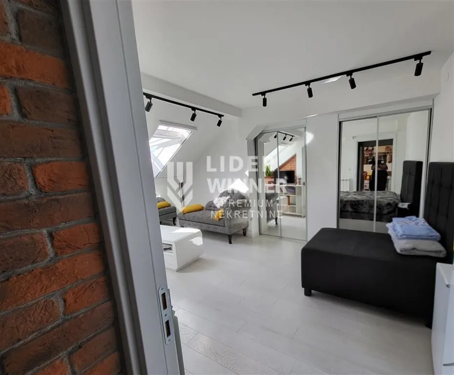 Prodaja, trosoban stan, 78m², Savski Venac, Beograd