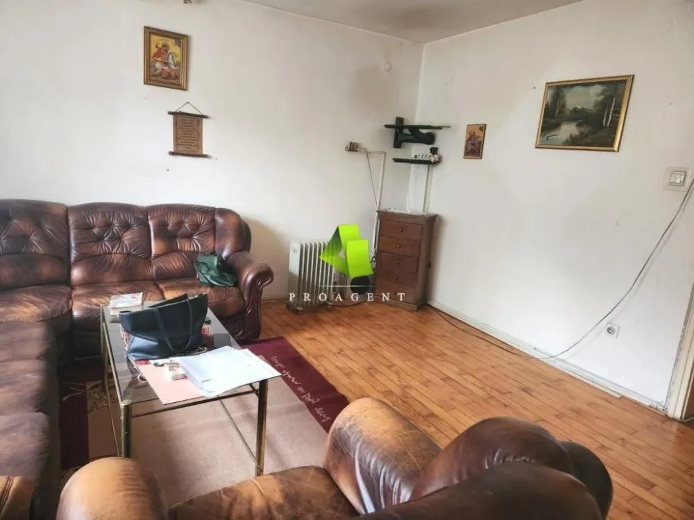 Sale, house, 300m², Ledena Stena, Niš
