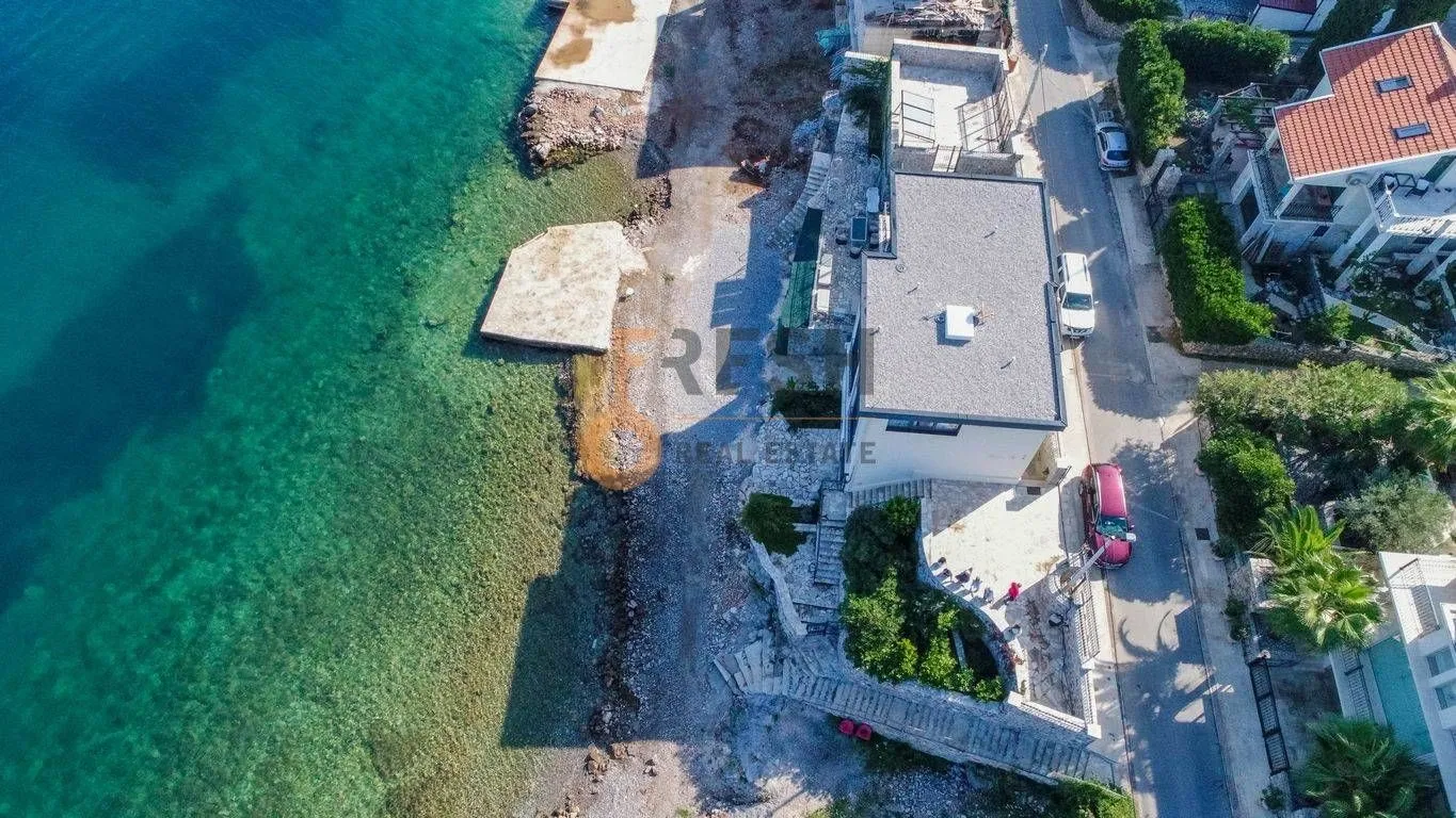 Prodaja, kuća, 450m², Tivat, Crna Gora