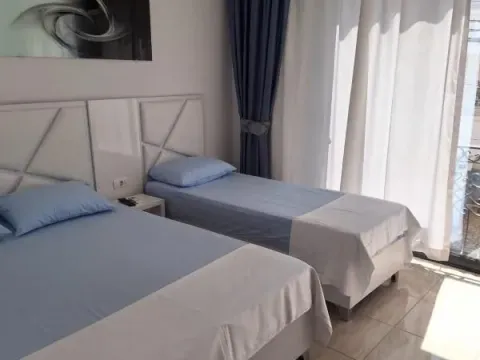 Sale, studio apartment, 29m², Dobra Voda, Budva - image 6