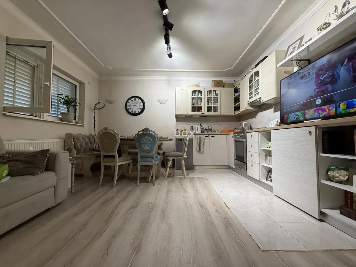 Prodaja, dvosoban stan, 78m², Medijana, Niš