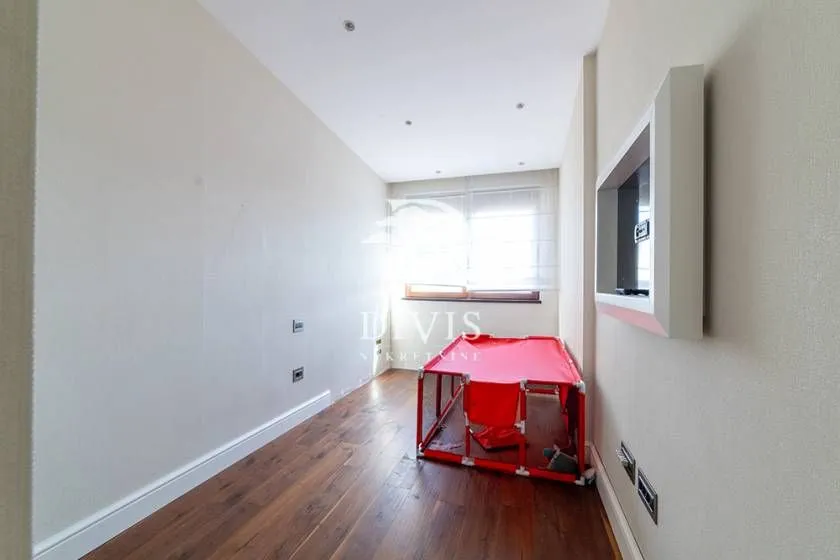 Sale, four bedroom apartment, 152m², Vračar Hram, Vračar Sve Podlokacije