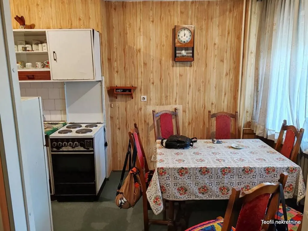 Prodaja, dvosoban stan, 59m², Novi Beograd Blok 70, Novi Beograd Sve Podlokacije