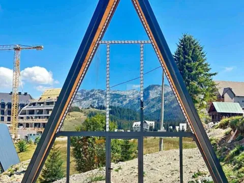 Prodaja, kuća, 78m², Centar, Žabljak - image 1