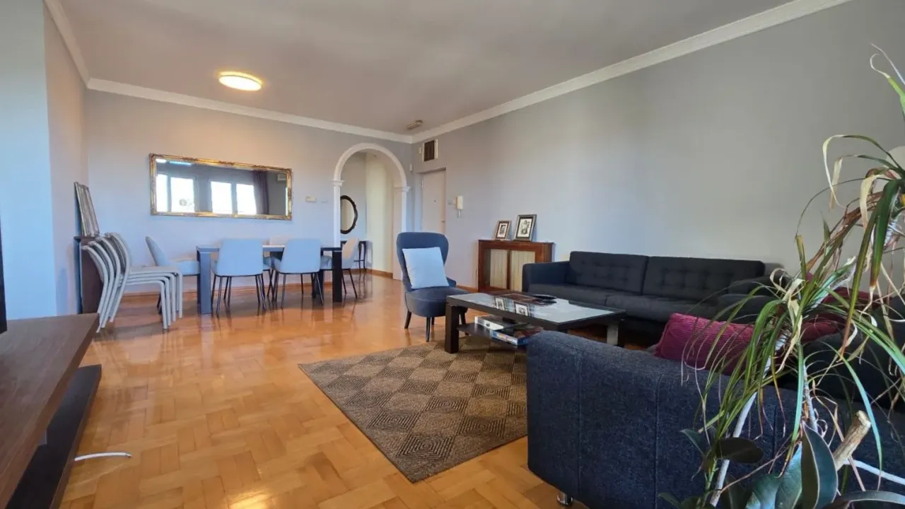 Izdavanje, trosoban stan, 114m², Pod Goricom, Podgorica