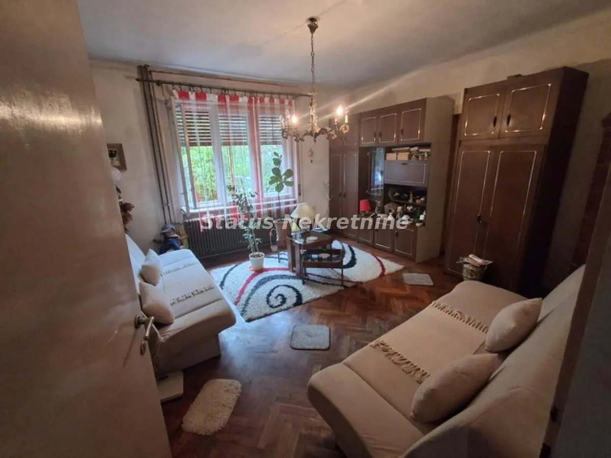 Prodaja, kuća, 114m², Bulevar Oslobodjenja, Novi Sad Sve Podlokacije