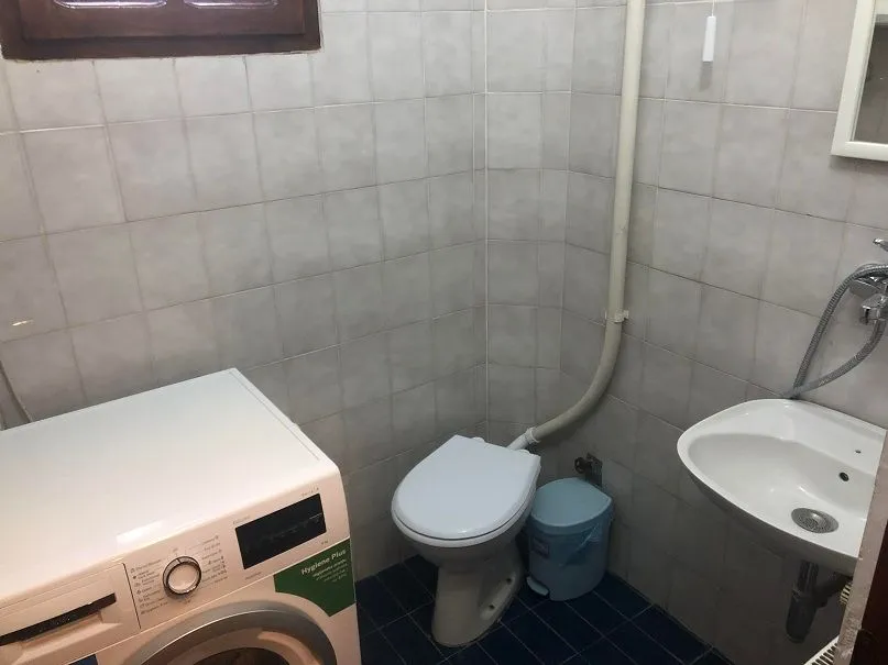Izdavanje, kuća, 330m², Savski Venac, Beograd