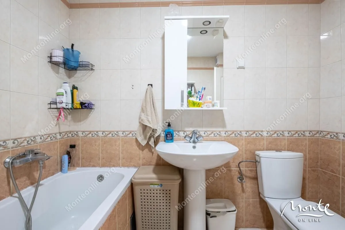 Prodaja, dvosoban stan, 48m², Dobrota, Kotor