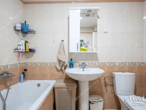 Prodaja, dvosoban stan, 48m², Dobrota, Kotor - image 21