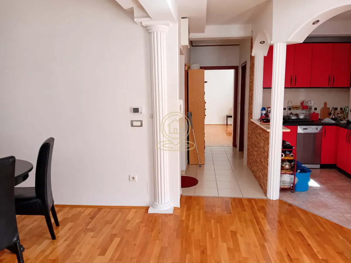 Prodaja, trosoban stan, 62m², Voždovačka Crkva, Voždovac Sve Podlokacije