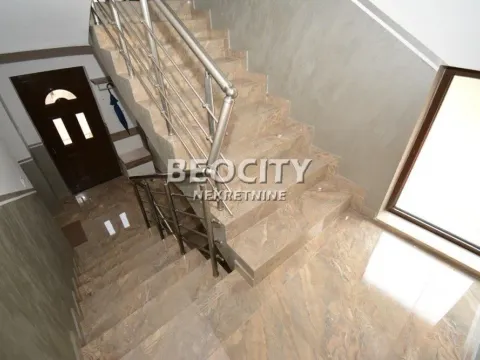 Prodaja, kuća, 345m², Strelište, Pančevo - image 20