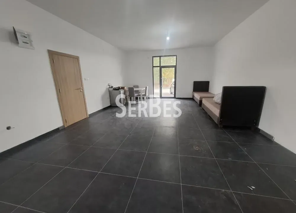 Izdavanje, poslovni prostor, 50m², Adice, Novi Sad Sve Podlokacije