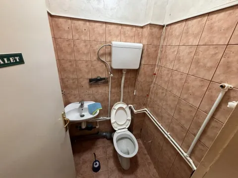 Izdavanje, poslovni prostor, 44m², Centar, Jagodina - image 12