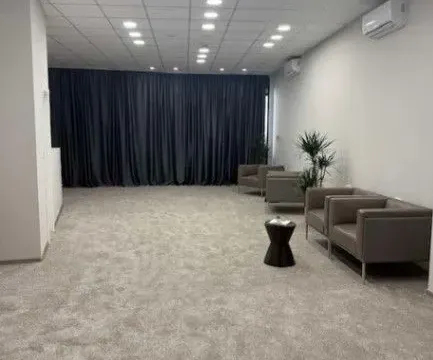 Rent, office space, 65m², Bečići, Budva - image 2