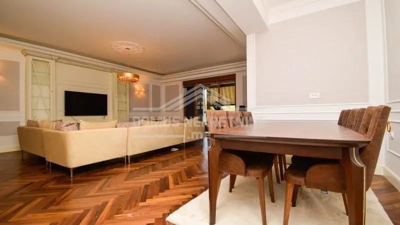 Prodaja, trosoban stan, 132m², Pod Goricom, Podgorica